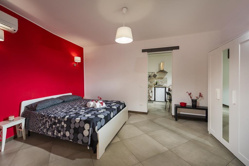 דירות קאסטלמארה דל גולפו Il Cortile מראה חיצוני תמונה