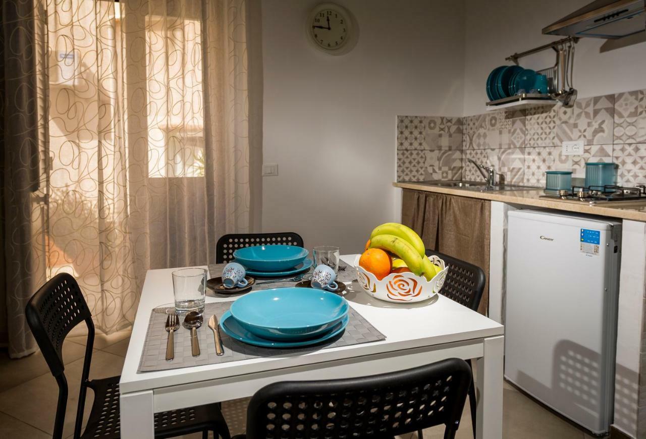 דירות קאסטלמארה דל גולפו Il Cortile מראה חיצוני תמונה